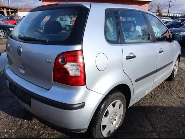 Volkswagen Polo Gris - 5