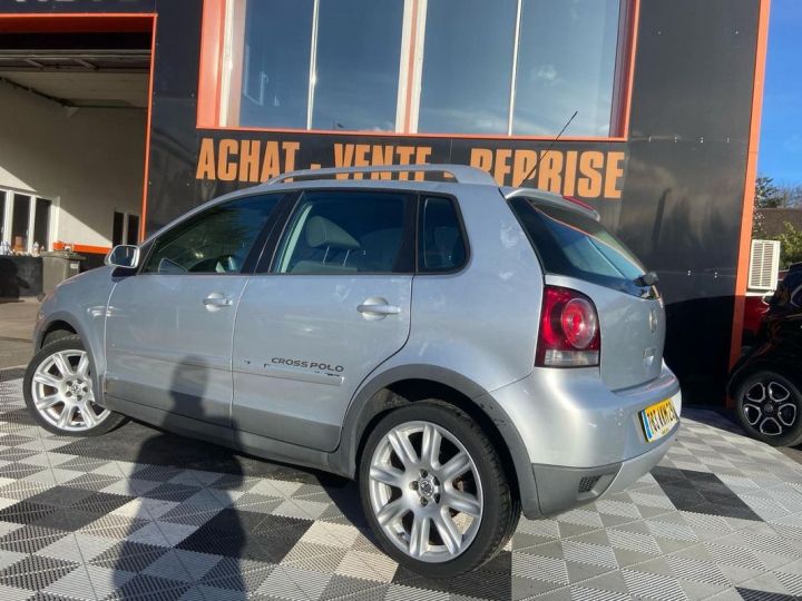 Volkswagen Polo CROSSPOLO 1.9 TDI 100CH 5P Gris - 5