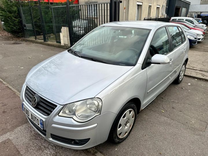 Volkswagen Polo POLO IV Phase 2 1.4 75 TREND Gris - 1