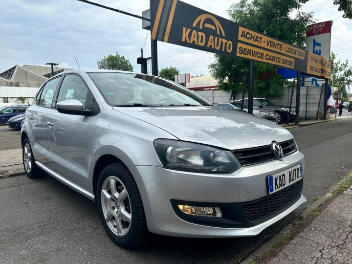 Volkswagen Polo V 1.4 85 CONFORTLINE 5P GRIS - 2