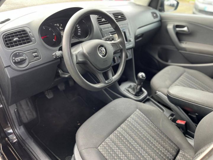 Volkswagen Polo V 1.4 TDI 90 BlueMotion Technology Trendline NOIR - 11