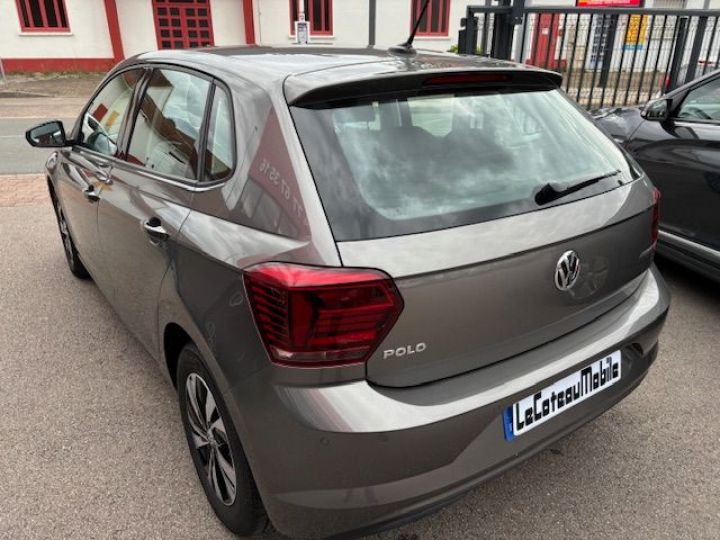 Volkswagen Polo VI 1.0 TSI 95cv LOUNGE BUSINESS gris FONCE - 11