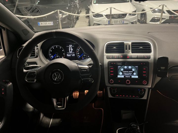 Volkswagen Polo WRC 2.0 TSI 220 cv ENTIÈREMENT D'ORIGINE / ÉTAT NEUF Blanc - 42