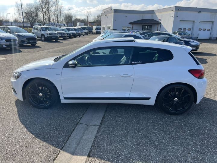 Volkswagen Scirocco 1.4 TSI 122ch MATCH BV6 Toit Ouvrant GPS Sièges chauffants BLANC - 6