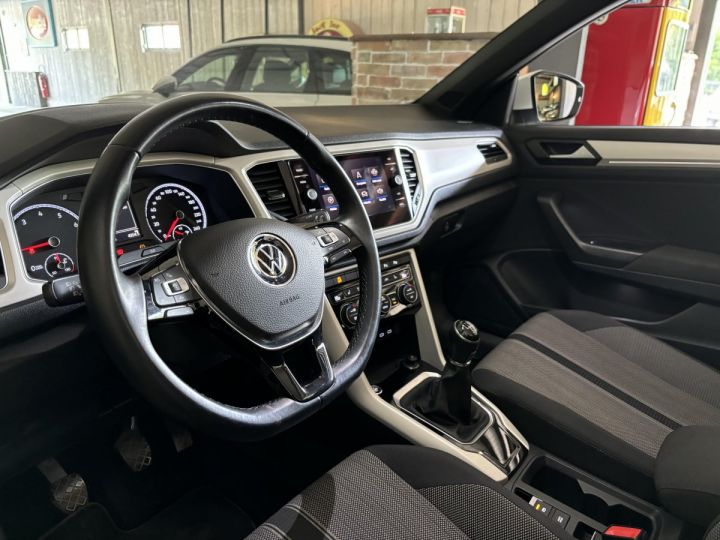 Volkswagen T-Roc 1.0 TSI 110 CV STYLE Noir - 6