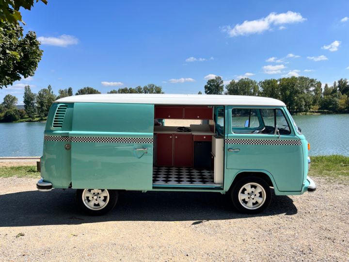 Volkswagen T2 Tôlé Esprit Bus / CTTE Sur La Carte Grise 2 Places / Moteur Type2 1600cc Bleu Ciel - 3