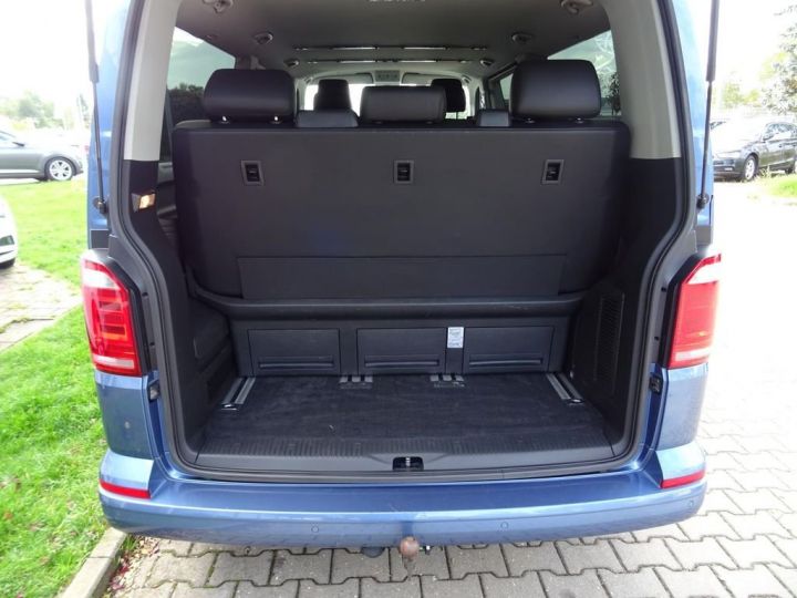 Volkswagen T6 Multivan 2.0 TDI DSG 4M Long / CAMERA – ATTELAGE – 1ère main – TVA récup. – Garantie 12 mois Bleu - 12