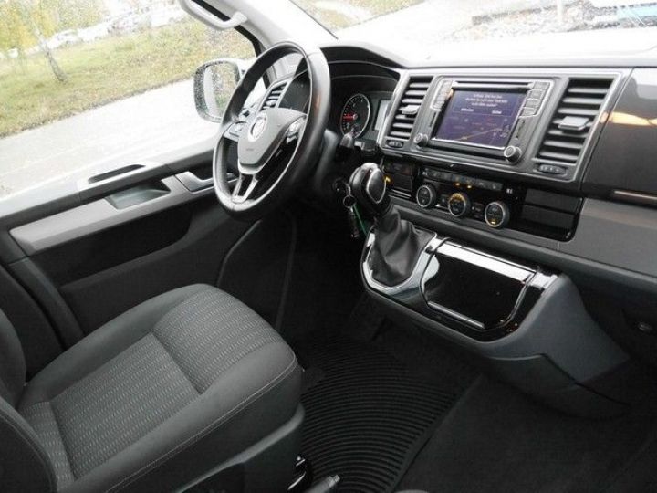 Volkswagen T6 Multivan Comfortline TDI / Attelage / Caméra / Garantie 12 Mois Biton Rouge & Blanc - 9