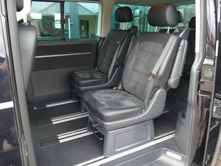 Volkswagen T6 Multivan DSG 4 Motion DSG 7 places / CAMERA – NAV – TVA récup. - 1ère main – Garantie 12 mois Noir - 12