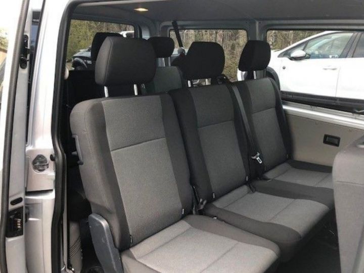 Volkswagen T6 Transporter 2.0 TDI 150 DSG 9 places version court gris  métal - 6