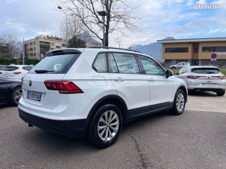 Volkswagen Tiguan 1.4 TSI 150ch BMT Trendline Keyless LED Attelage Blanc - 3