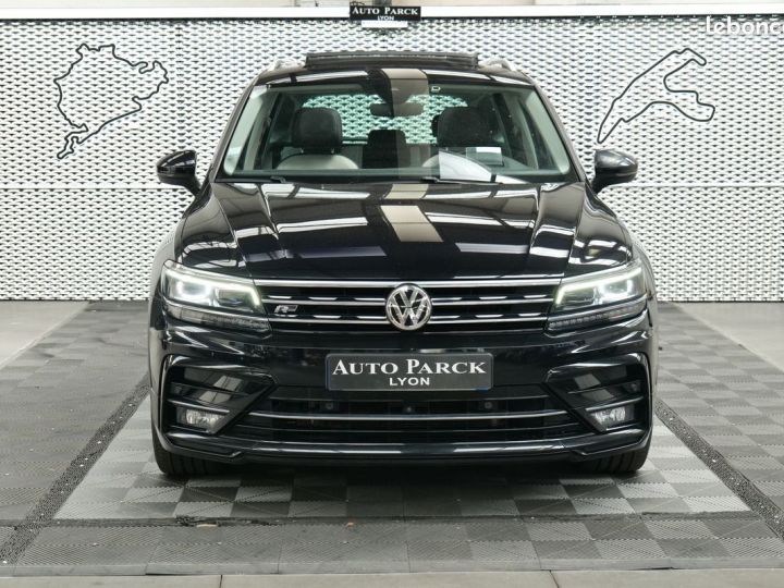 Volkswagen Tiguan 2.0 bitdi 240 r line dsg7 4motion 1°main francais tva recuperable gps bi xenon toit ouvrant camera 360 key less go attelage detecteur ligne blanche an Noir - 2