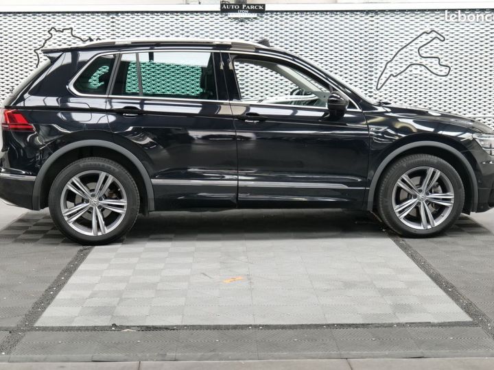 Volkswagen Tiguan 2.0 bitdi 240 r line dsg7 4motion 1°main francais tva recuperable gps bi xenon toit ouvrant camera 360 key less go attelage detecteur ligne blanche an Noir - 3