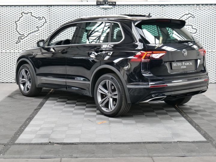 Volkswagen Tiguan 2.0 bitdi 240 r line dsg7 4motion 1°main francais tva recuperable gps bi xenon toit ouvrant camera 360 key less go attelage detecteur ligne blanche an Noir - 4