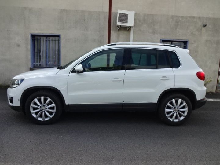 Volkswagen Tiguan 2.0 TDI 110 BlueMotion Technology Sportline Blanc - 9