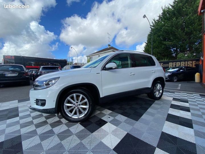 Volkswagen Tiguan 2.0 TDI 110CH BLUEMOTION TECHNOLOGY FAP Blanc - 9