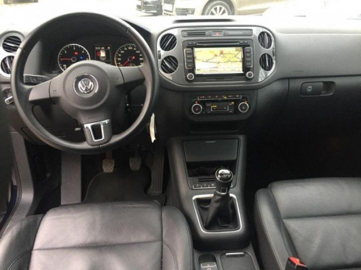 Volkswagen Tiguan 2.0 TDI 140 BLUEMOTION TECHNOLOGY FAP CARAT 4 MOTION     Diesel NOIR - 9