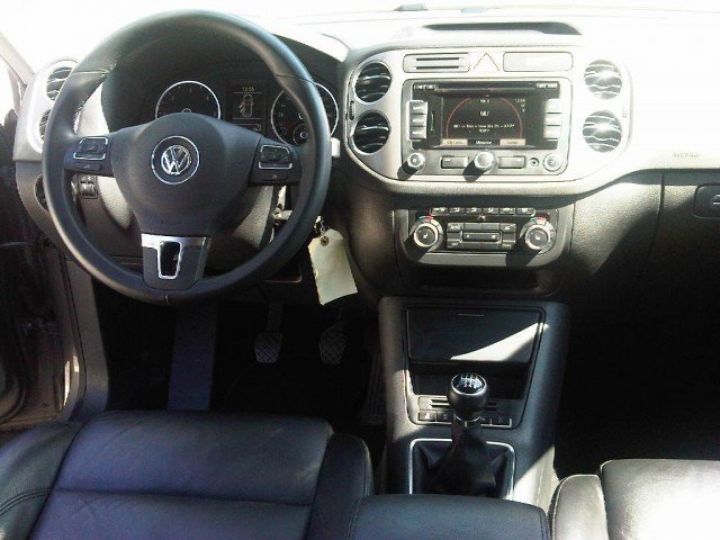 Volkswagen Tiguan 2.0 TDI 140 CARAT BV6     Diesel NOIR - 11