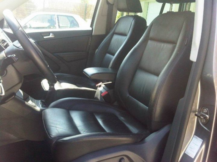 Volkswagen Tiguan 2.0 TDI 140 CARAT BV6     Diesel NOIR - 12