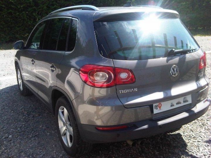 Volkswagen Tiguan 2.0 TDI 140 CARAT BV6     Diesel NOIR - 13