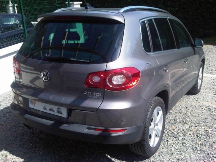 Volkswagen Tiguan 2.0 TDI 140 CARAT BV6     Diesel NOIR - 15