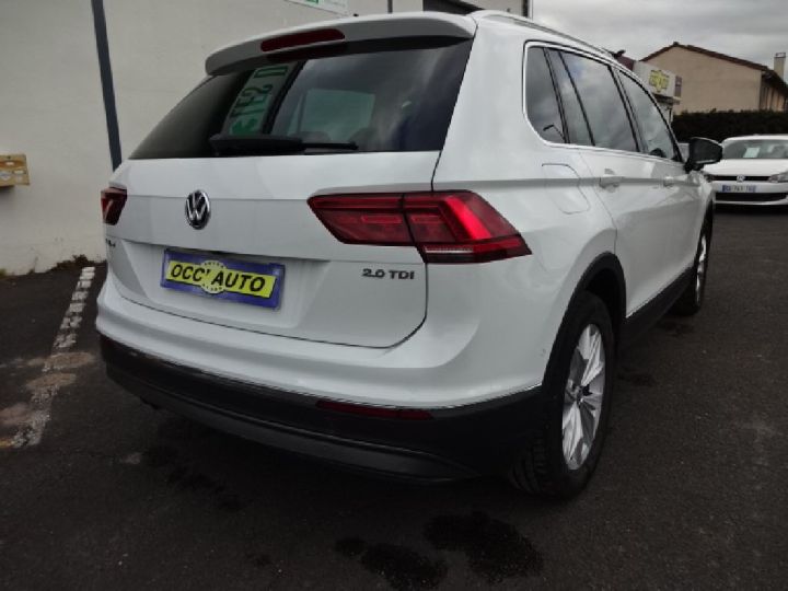 Volkswagen Tiguan 2.0 TDI 150 DSG7 Carat Blanche - 6