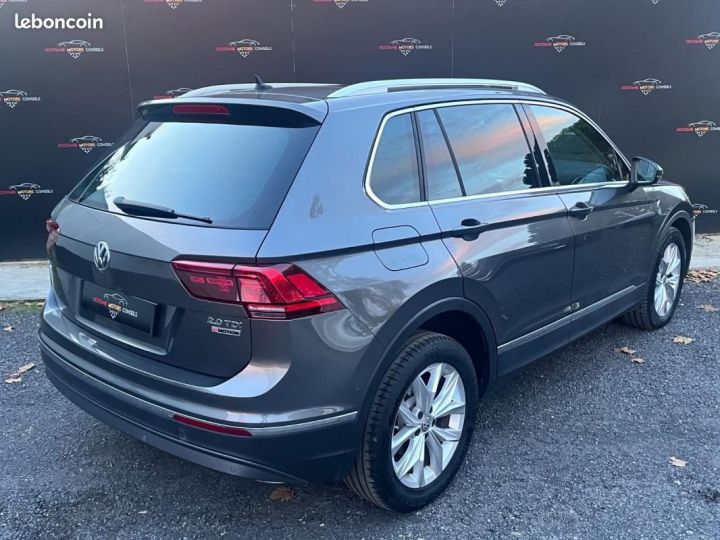 Volkswagen Tiguan 2.0 TDI 150CH BV6 CARAT 4MOTION Gris - 5