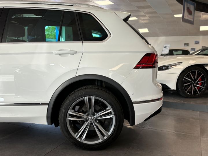 Volkswagen Tiguan 2.0 TDI 190 11CV R-LINE 4MOTION DSG7 Blanc Verni - 17