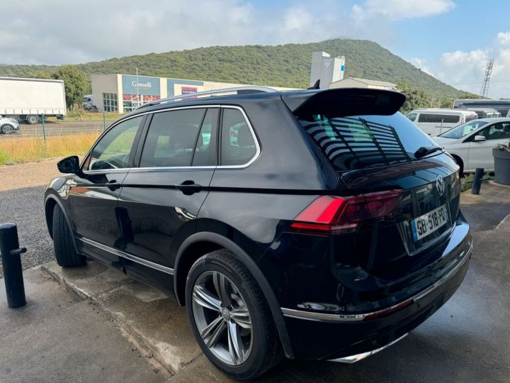 Volkswagen Tiguan 2.0 TDI R-LINE DSG7 Noir - 4