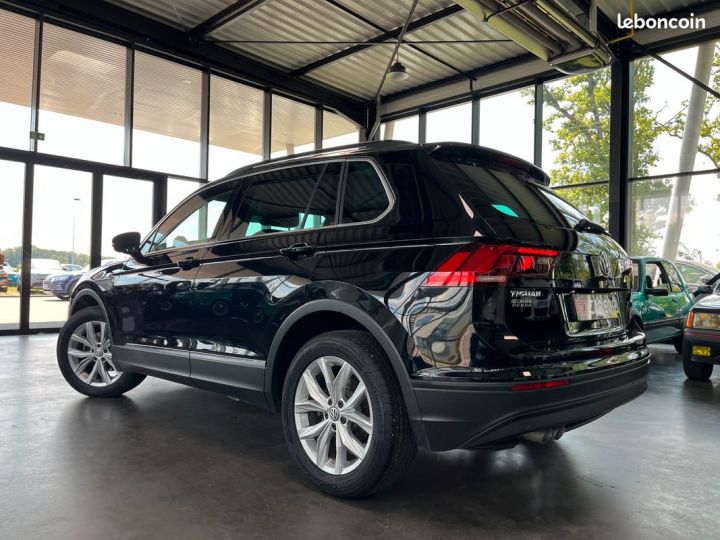 Volkswagen Tiguan Confortline 150 ch Boite auto Garantie 6 ans Caméra Carplay Démarrage sans clés Park assist Grand GPS Régulateur adaptatif 18P 365-mois  - 2