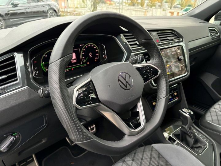 Volkswagen Tiguan II 2.0 TDI 150ch DSG7 R-Line NOIR - 14