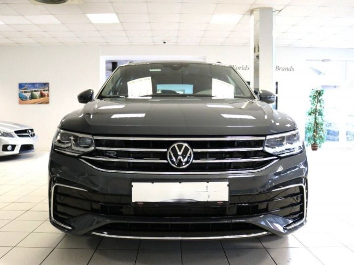 Volkswagen Tiguan R-Line 4M ATTEL Camera Pano Virtual Matrix Gris Métallisé - 3