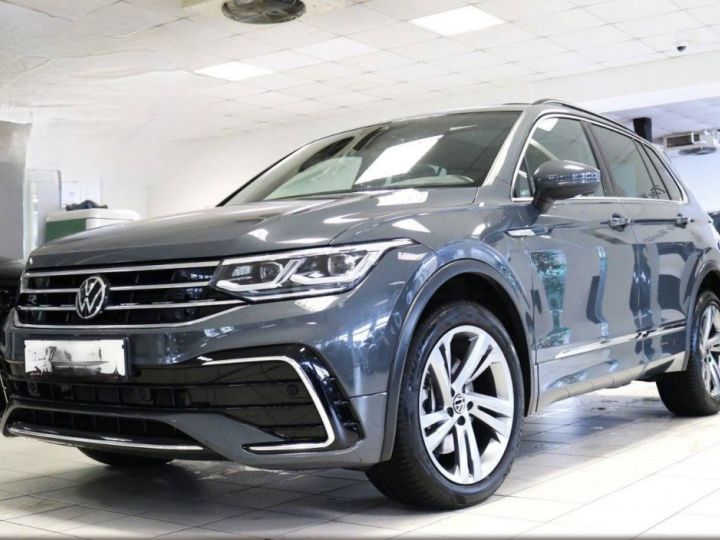 Volkswagen Tiguan R-Line 4M ATTEL Camera Pano Virtual Matrix Gris Métallisé - 5