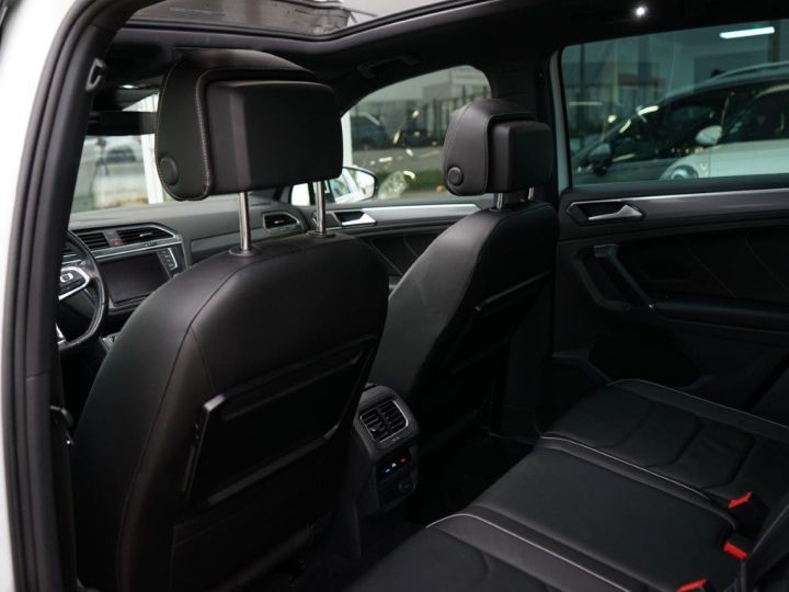 Volkswagen Tiguan TDI 190 CH – CARAT EXCLUSIVE – R LINE – TOIT OUVRANT – DYNAUDIO – GARANTIE 12 MOIS Blanc - 35