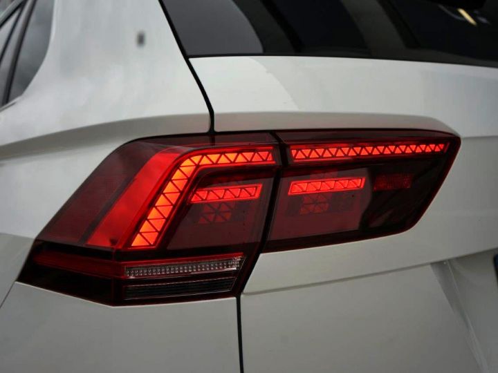 Volkswagen Tiguan TDI 190 CH – CARAT EXCLUSIVE – R LINE – TOIT OUVRANT – DYNAUDIO – GARANTIE 12 MOIS Blanc - 45
