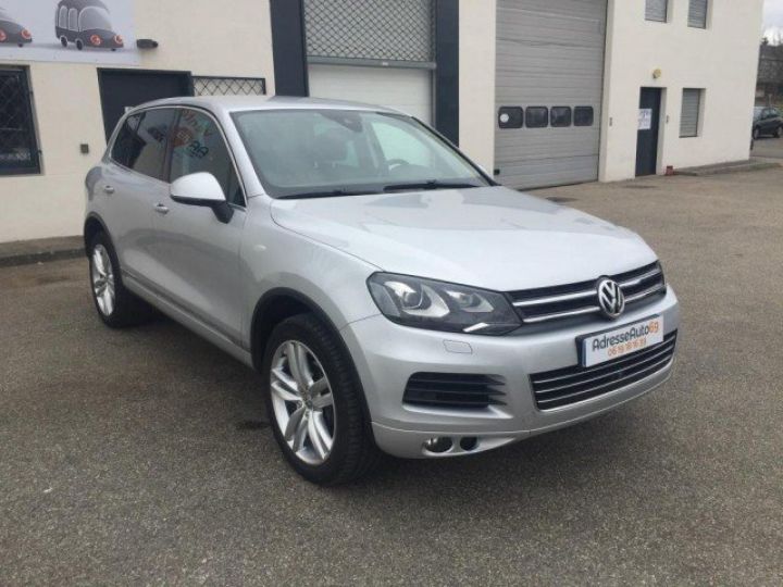 Volkswagen Touareg (2) V6 3.0 TDI 245 FAP 4MOTION BLUEMOTION TECHNOLOGY CARAT TIPTRONIC     Diesel GRIS METAL - 2