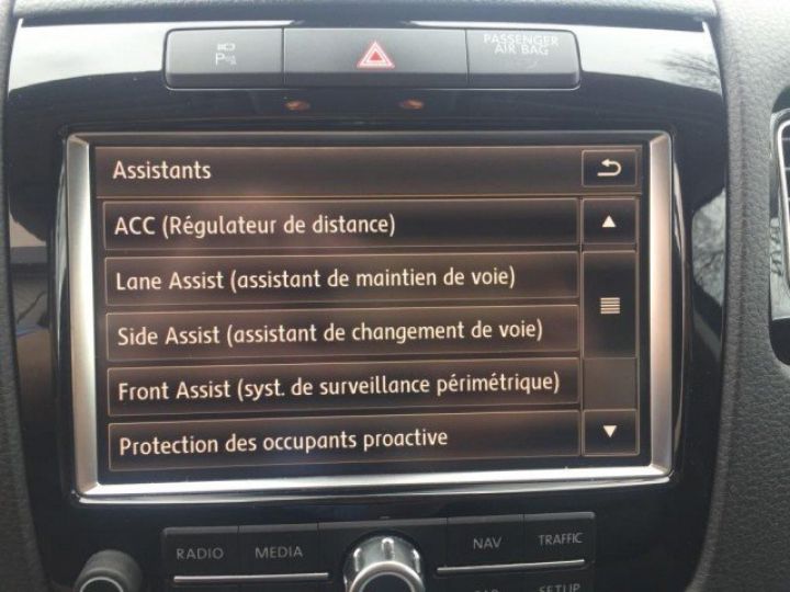 Volkswagen Touareg (2) V6 3.0 TDI 245 FAP 4MOTION BLUEMOTION TECHNOLOGY CARAT TIPTRONIC     Diesel GRIS METAL - 22