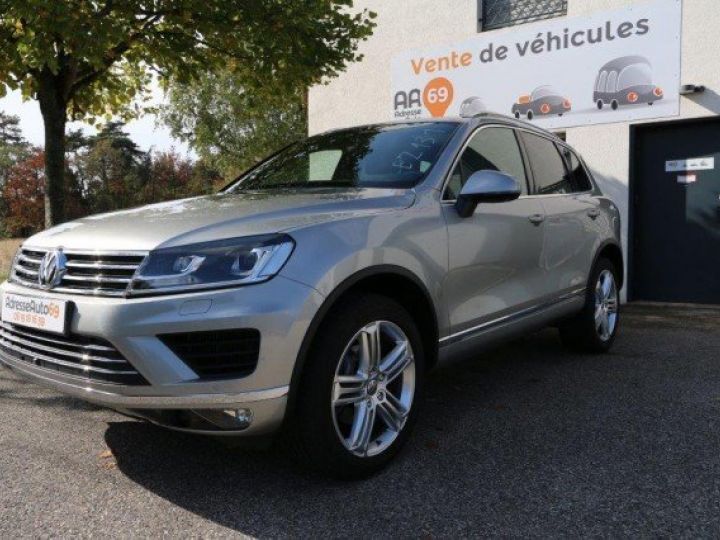 Volkswagen Touareg II (2) 3.0 V6 TDI 262 FAP 4MOTION BLUEMOTION TECHNOLOGY R-LINE TIPTRONIC     Diesel GRIS METAL - 4