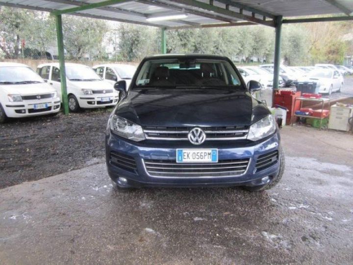 Volkswagen Touareg II V6 3.0 TDI 240CV CARAT TIPTRONIC BLUEMOTION      Diesel BLEU ABYSSE - 1