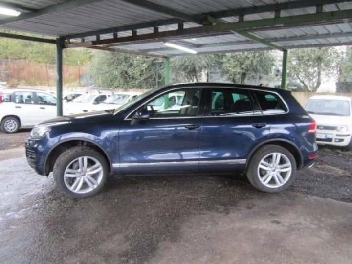 Volkswagen Touareg II V6 3.0 TDI 240CV CARAT TIPTRONIC BLUEMOTION      Diesel BLEU ABYSSE - 18