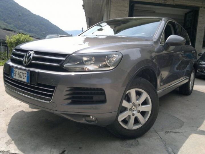 Volkswagen Touareg V6 3.0 TDI 240CV TIPTRONIC     Diesel GRIS METAL - 3