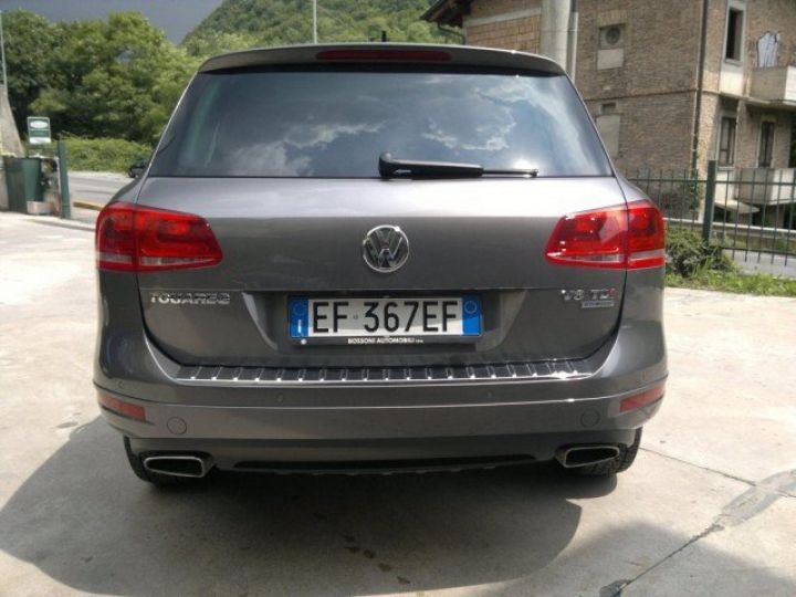 Volkswagen Touareg V6 3.0 TDI 240CV TIPTRONIC     Diesel GRIS METAL - 11