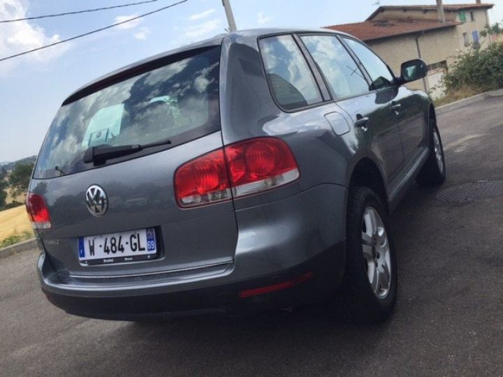 Volkswagen Touareg V6 3.2 TIPTRONIC 220cv     Essence GRIS FONCE - 14