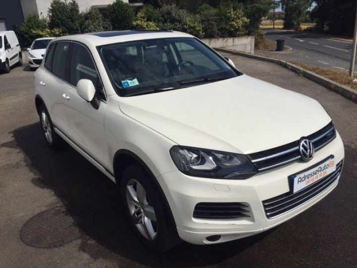 Volkswagen Touareg VW 3.0 V6 TSI HYBRID CARAT EDITION TIPTRONIC 380CV      Essence BLANC - 1