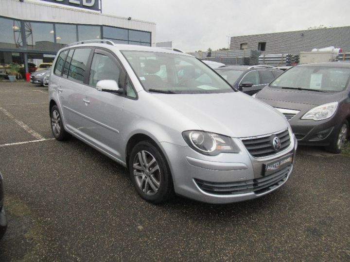 Volkswagen Touran 1.4 TSI 140 Confortline Gris Clair - 3