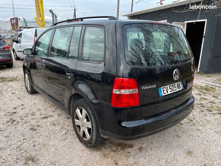 Volkswagen Touran 1.6 tdi 105cv Noir Occasion - 3