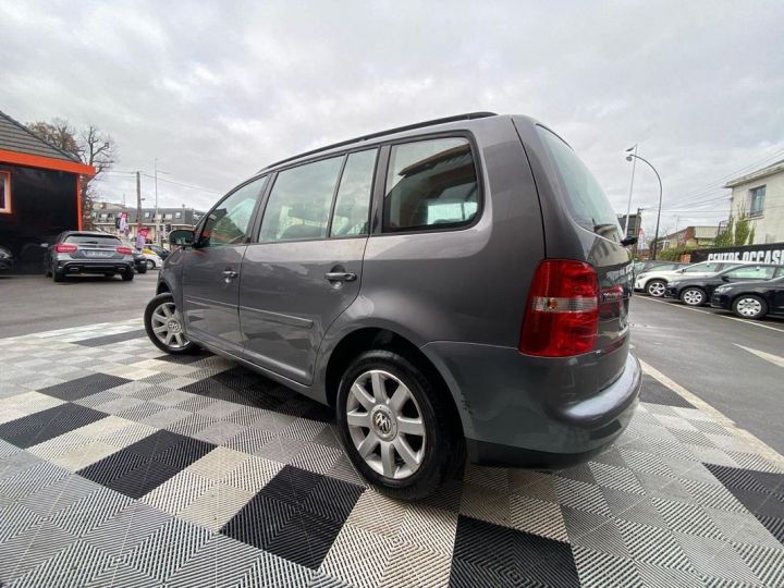 Volkswagen Touran 1.9 TDI 105CH CONFORT Gris - 5