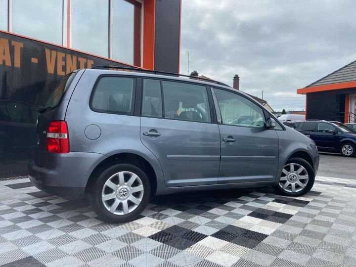 Volkswagen Touran 1.9 TDI 105CH CONFORT Gris - 6