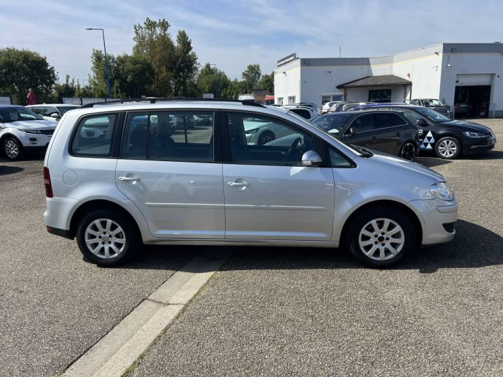 Volkswagen Touran 1.9 TDI 105ch Confort 1erMain Clim Régulateur BV6 100,000 Kms DistriOK GRIS CLAIR - 8