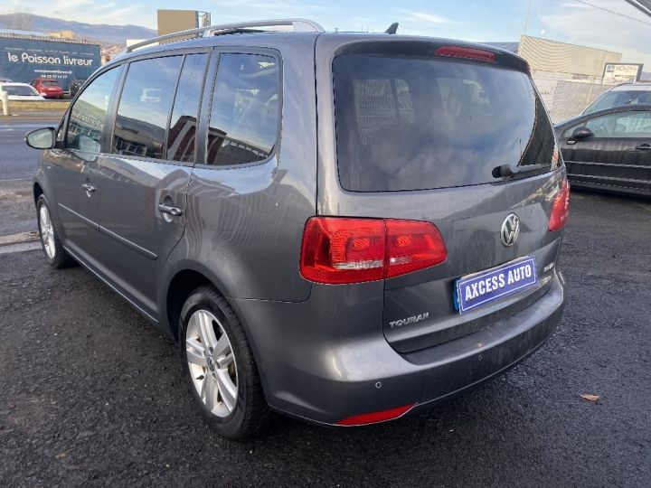 Volkswagen Touran 2.0 TDI 140 Match 7PL DSG6 Gris - 9